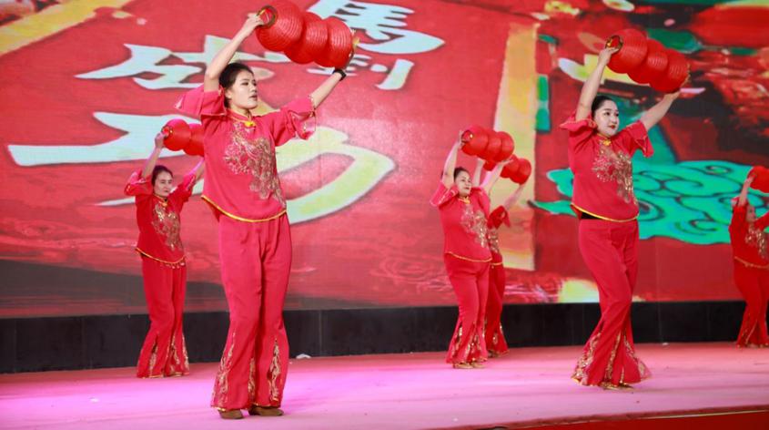 柯坪县2026年元宵节活动现场。