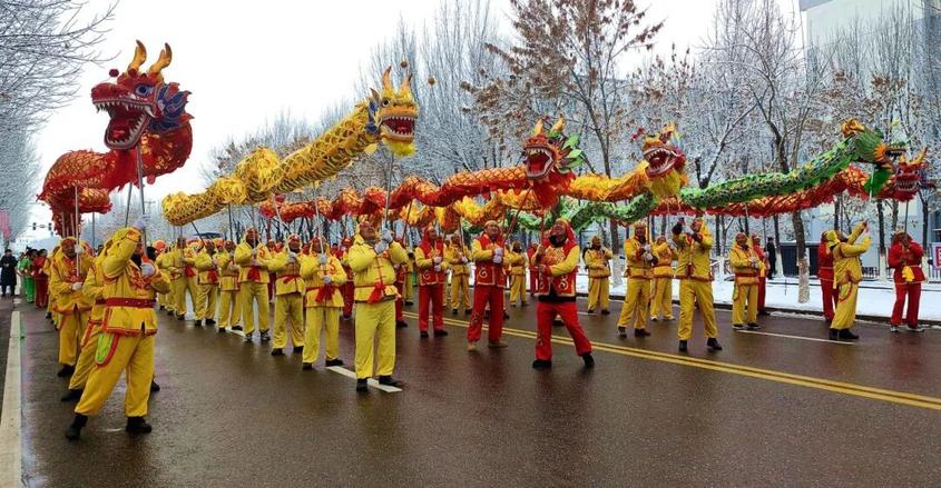 察布查尔县：民俗盛宴闹元宵 红红火火迎新春