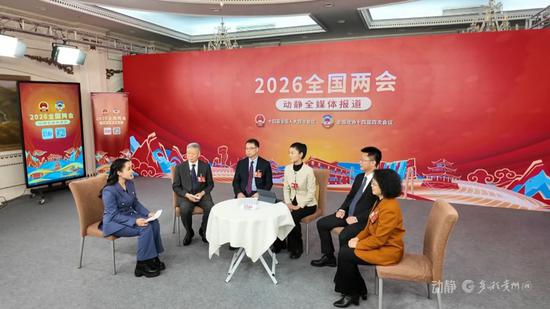 在全国一盘棋的背景下，优质医疗资源持续扩容下沉，嘉宾们也分享起了各自的经验。