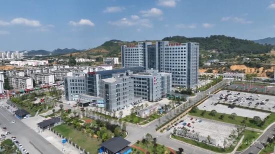 2022年11月，对口帮扶大方县人民医院民主党派和知联会专家工作站授牌成立