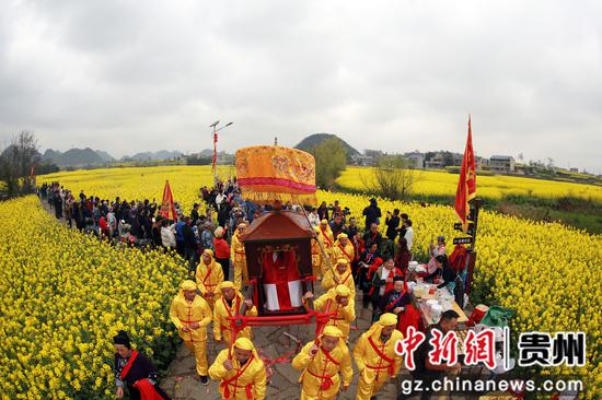 图为活动现场。