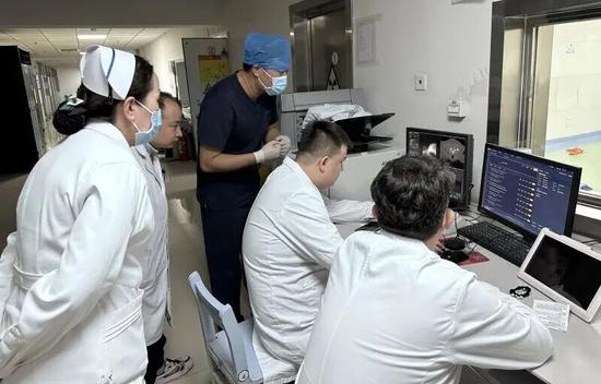 f6edb82e5c788a0b0c7b7a67d26cb302