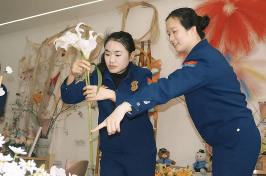 8cc5b084-f08e-4a88-a262-27e223ddd9cc