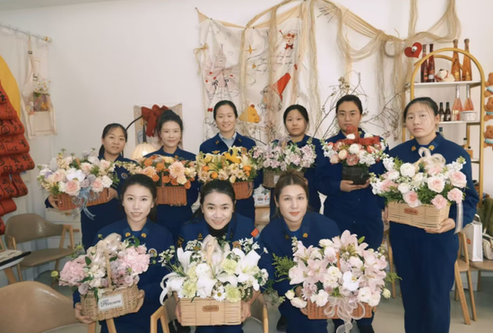 7d893ac6-901e-4d53-9e02-60ea1a22fe1c