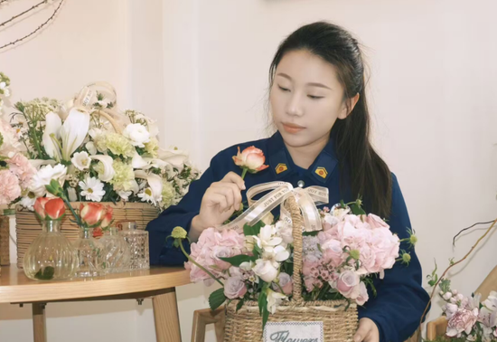 c608b14b-5381-4f60-a3aa-560e0086ef7a