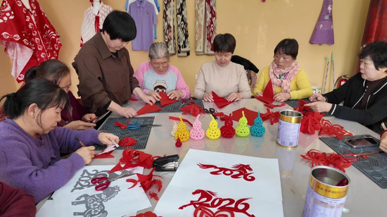 8dd361fe-60e3-4c5b-a24c-bbfcbe2969c0