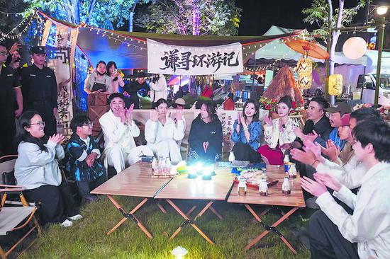 乌镇戏剧节谦寻公益专场。