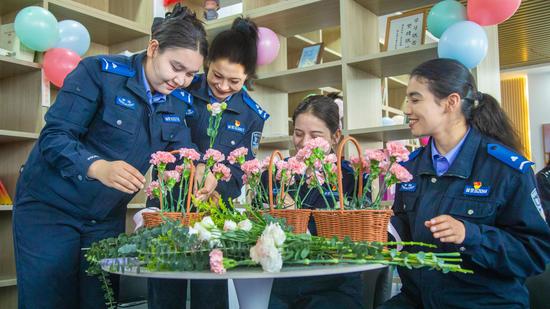 e732b7d80df727d6d41378e743191306