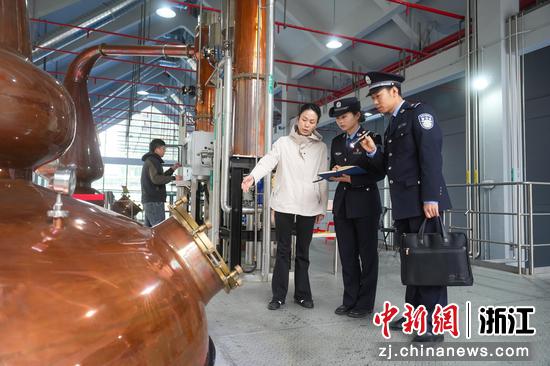 公安护航企业发展。淳安县公安局&nbsp;供图