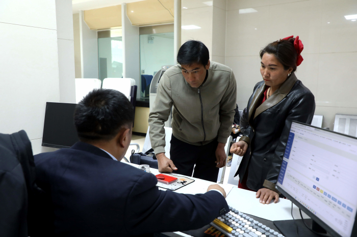 莎车县：金融活水润实体 精准助企启新程