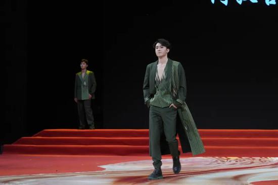 045593e3160008d1255e9f40cfc1be74