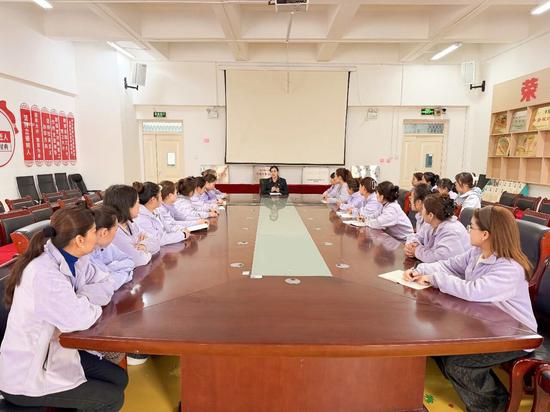 a50f41c8f3895e3874510a33d48667e6