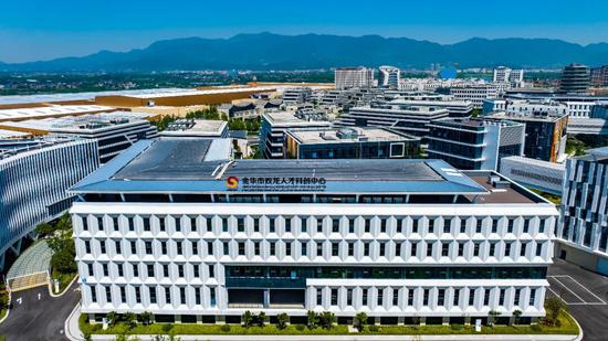 双龙人才科创中心 胡赣昌/摄