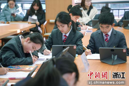 海亮科服AI创思课堂。&nbsp;海亮科服&nbsp;供图