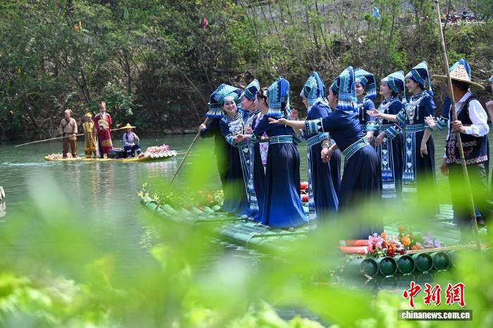 广西田林上演壮乡传统民俗“销正月”