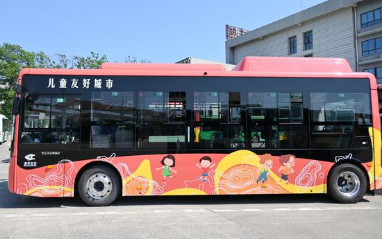 定制73-7路 牛振虎供图