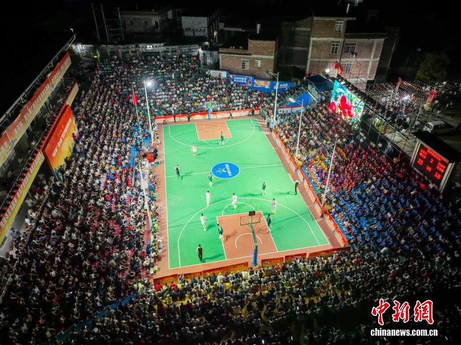 广西“村BA”总决赛开赛