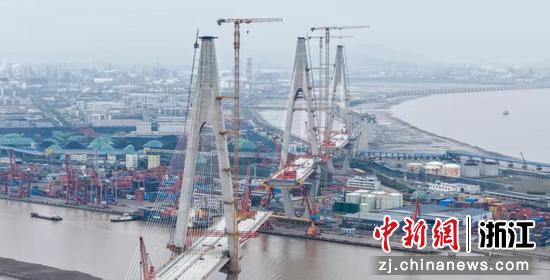 甬江特大桥。杭甬复线宁波三期&nbsp;供图