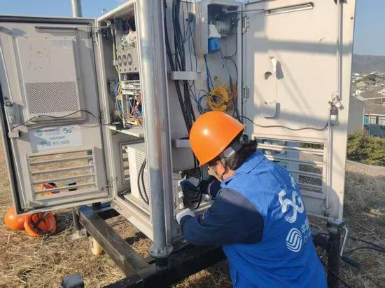 宁波移动推动“千兆进村、5G入户”。通讯员供图