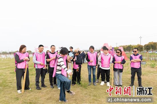 三地五镇新的社会阶层人士参加活动现场。主办方供图