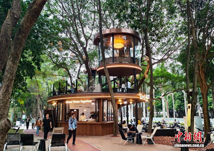 广西南宁打造“小而美”公共空间 装下百姓“微幸福”