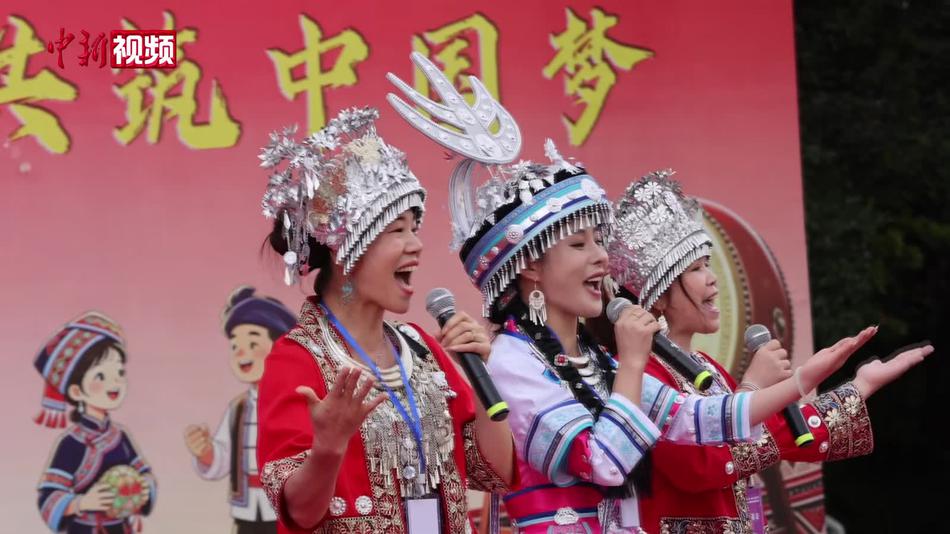 桂黔滇湘粤五省区“网红”山歌爱好者打擂台唱山歌