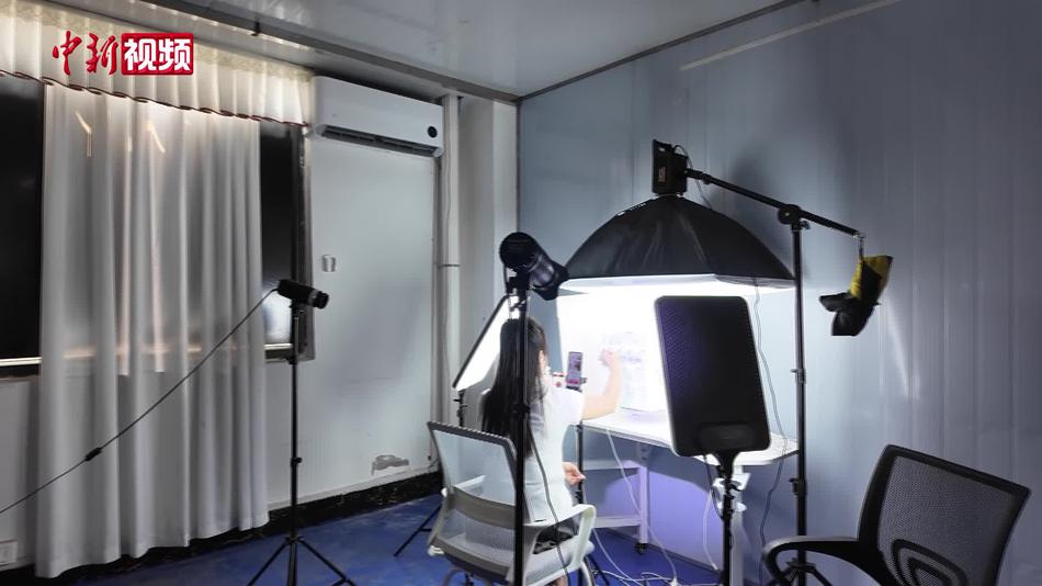 跨境电商架桥梁 让互利之花在中越边境绽放