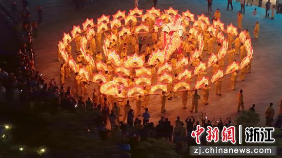 非遗板龙巡游活动。云和县委宣传部供图