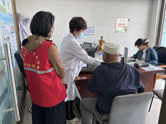 关于中国医学科学院整形外科医院异地就医陪诊代挂号老人就医全程照料,每一步都安稳的信息 关于中国医学科学院整形外科医院异地就医陪诊代挂号老人就医全程照料,每一步都安稳的信息