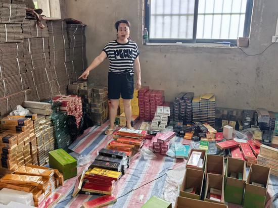 图为案发现场。朱锦忠  摄