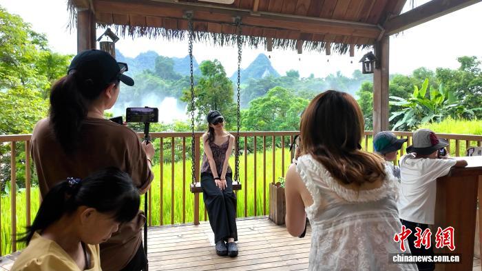 新潮玩法带热中越边关风情旅游