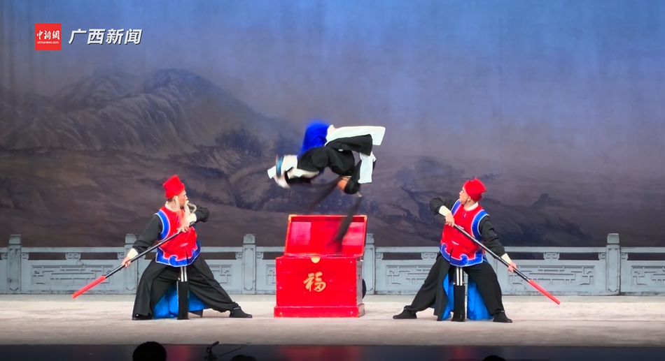 台前幕后全是真功夫！桂剧《打棍出箱》北京展演获满堂喝彩