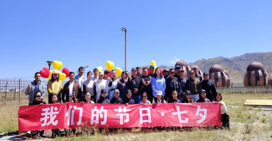 文明实践扬新风 七夕古韵润和静-中新网·新疆