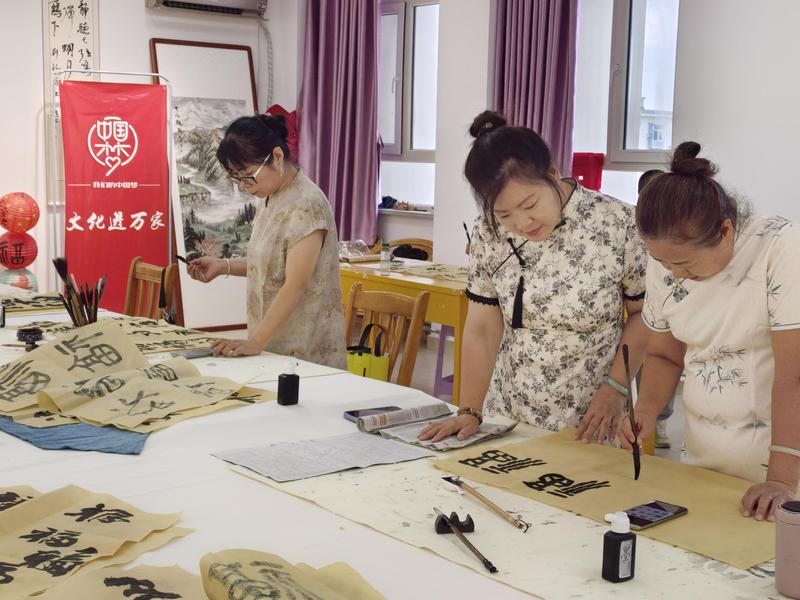 丝路文韵润邻里 文化润疆聚人心-中新网·新疆
