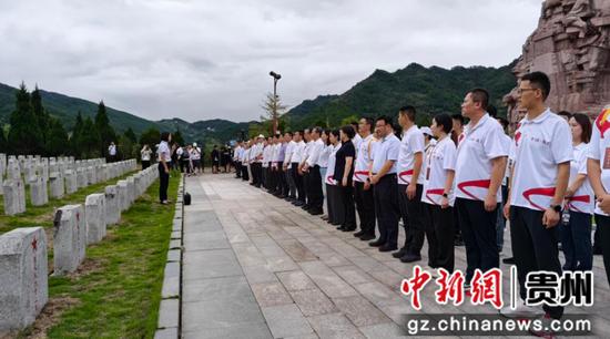 图为《用信仰照亮长征路》的思政课现场。何诗颖摄
