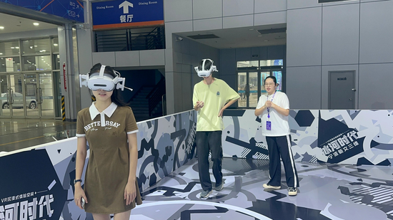 图18 VR沉浸式体验空间冰河时代宁波新文三维