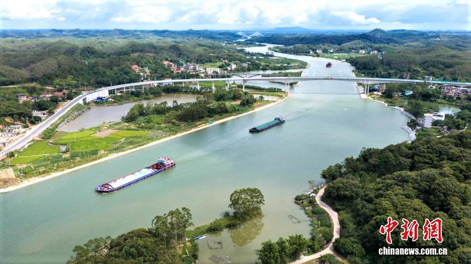 广西平陆运河两岸风光美