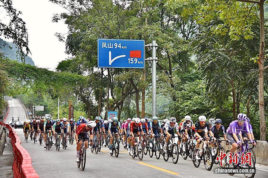 2026环广西世巡赛：车轮上领略秀美风光